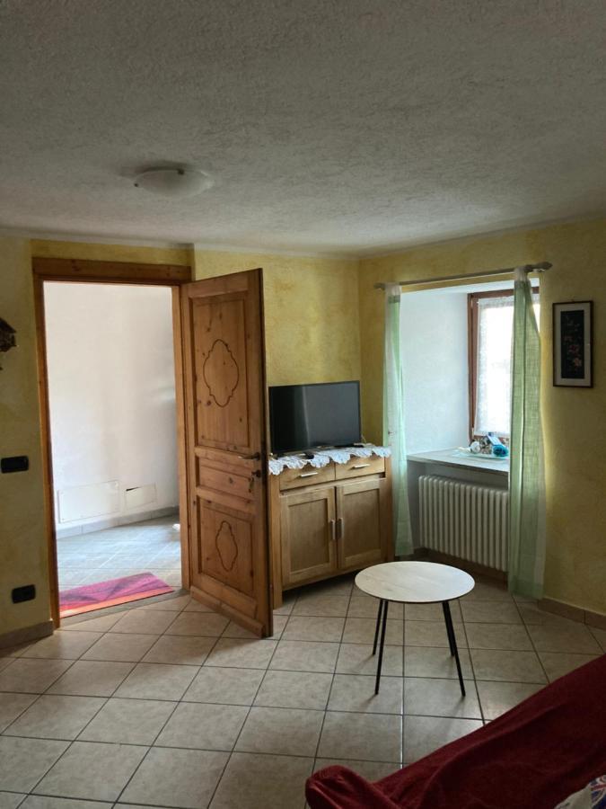Chez Giusi Appartement La Salle Buitenkant foto
